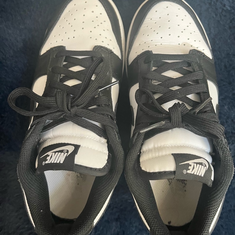 Nike Dunk Low ‘Panda’ - Picture 4 of 5